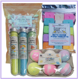 Gift Box KIDS - Deluxe Bath Treats 1