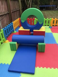 Soft Play Tunnel and Roll Set