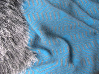 KORU K0963 ~ Possum Merino Silk Patterned Throw