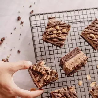 Tiny Seed Brownie Snickers