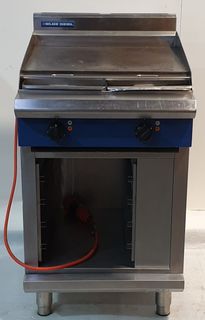 Blue Seal Electric Griddle on Cabinet Base - Used - 2 PH - $1595 + GST
