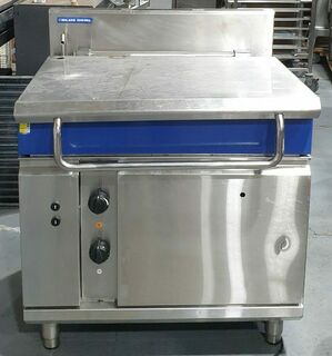 Blue Seal Bratt Pan with Electric Tilt - Used - Nat Gas - $5250 + GST