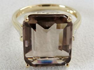 9k Yellow Gold 9.69ct Natural Smoky Quartz & Diamond Ring