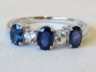 9k White Gold 1.31ct Ceylon Blue Sapphire & White Sapphire Ring