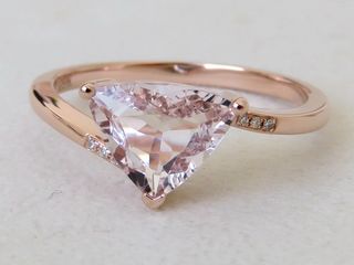 9k Rose Gold 1.23ct Morganite & Diamond Ring