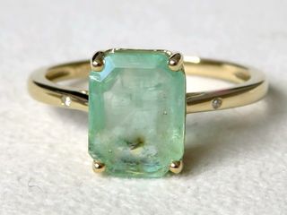 9k Yellow gold 3.32ct Emerald & Diamond Ring