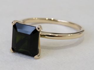 9k Yellow Gold 3.02ct Green Tourmaline Ring