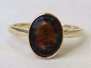 9k Yellow Gold 1.64ct Black Fire Opal Ring