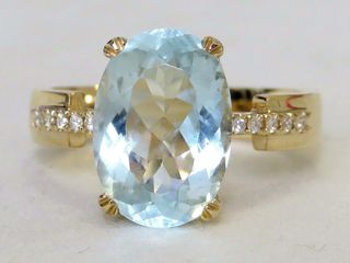 14k Yellow Gold 4.36ct Aquamarine & 0.18ct Diamond Ring with Valuation
