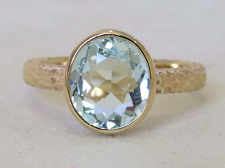 9k Yellow Gold 2.16ct Aquamarine Ring Hammer Effect Band