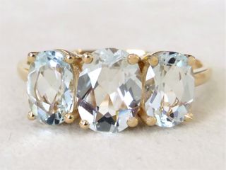 9k Yellow Gold 3.4ct Aquamarine Ring