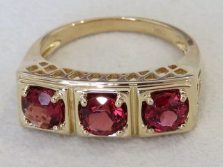 9k Yellow Gold 1.75ct Garnet Ring