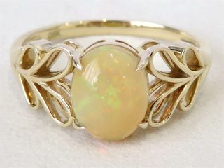 9k Yellow Gold 1.25ct Ethiopian Fire Opal Ring