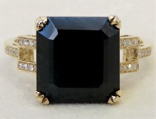 14k Yellow Gold 6.75ct Dark Blackish Blue Sapphire & 0.1ct Diamond Ring