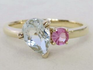 9k Yellow Gold 1.6ct White Topaz & 0.21ct Pink Sapphire Ring