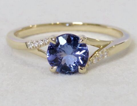 14k Yellow Gold 1ct Tanzanite & Diamond Ring