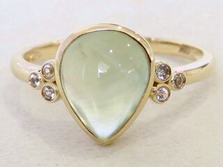 9k Yellow Gold 3.25ct Prehnite & White Sapphire Ring