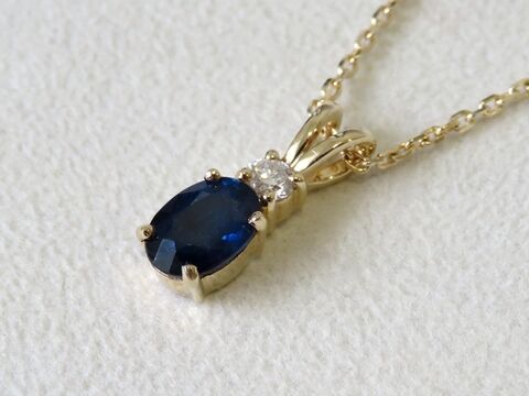 9k Yellow Gold 1ct Blue Sapphire & 0.1ct Diamond Necklace (18