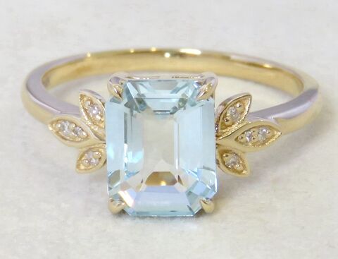 14k Yellow Gold 1.84ct Aquamarine & Diamond Ring