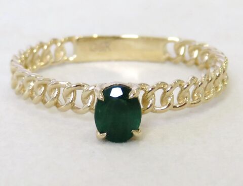 9k Yellow Gold Emerald Ring