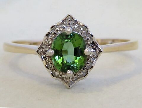 Green Tourmaline Ring in 9k Yellow & White Gold