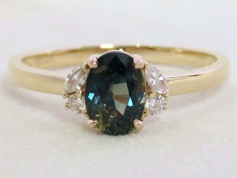 1.35ct Parti Sapphire & 0.1ct Diamond Ring in 14k Yellow Gold