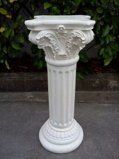 Columns ranging in height from 40 cm to 88 cm