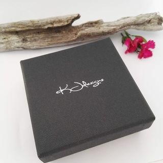 Gift box for Pendants or Bracelets