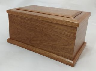 Sapele Mahogany Urn