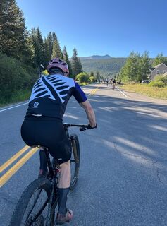 Why We Love Our Men's Split Ends Cargo Pocket Bib Shorts for Long-Distance Riding