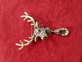 Yellow Gold Stag Head Brooch