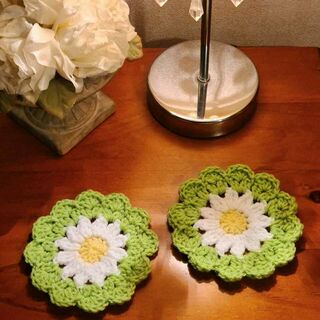 Crocheted White Daisy Coasters - Set of 2