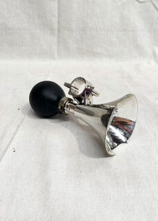 Silver Horn Small