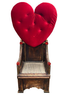 Queen of Hearts Throne (H: 1.38m x W: 0.6m x D: 0.6m)