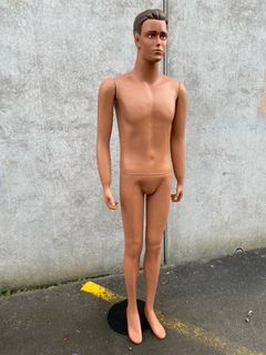 Mannequin #26 Male Full Plastic (H 1.8m)