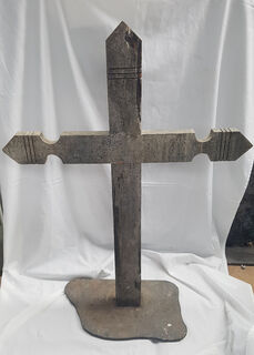 Gravestone Cross M - Pointed Sides, Double Engraved Bands (H: 1.06m x W: 0.8m)