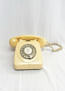 Telephone Cream/White Rotary Dial