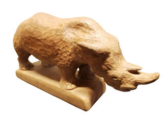 Wooden Rhino Statue (H: 22cm x L: 30cm x W: 10cm)