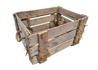 Large Wooden Crate w/ Rope (L: 71cm x W: 54cm x H: 36cm)