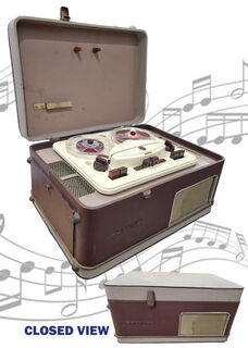 Phillips Tape Player - Reel to Reel - Brown (H: 22cm x L: 43cm x W: 31cm - When closed)