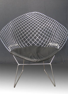 Bertoia Chair (H: 0.84m x W: 0.84m x D: 0.5m)