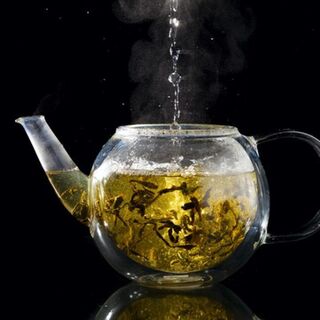 The Heating and Cooling Nature of Tea