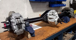 Mustang circuit car full floater 9 inch