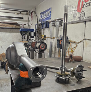 Narrow 9 inch housing & axle package