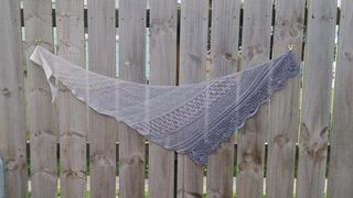 A Day at the beach Shawl Med size
