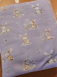 Cute bunnies on mauve linenlook
