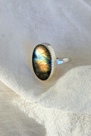 Argentium Silver Labradorite Ring with Bird Silhouette Size 9
