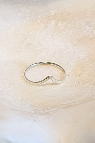 Silver Minimalist Peak Ring