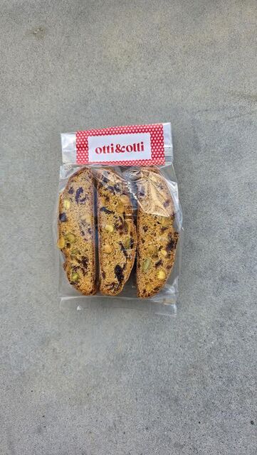 Cranberry & Pistachio Biscotti