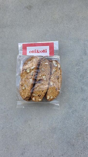 Fig & Walnut Biscotti